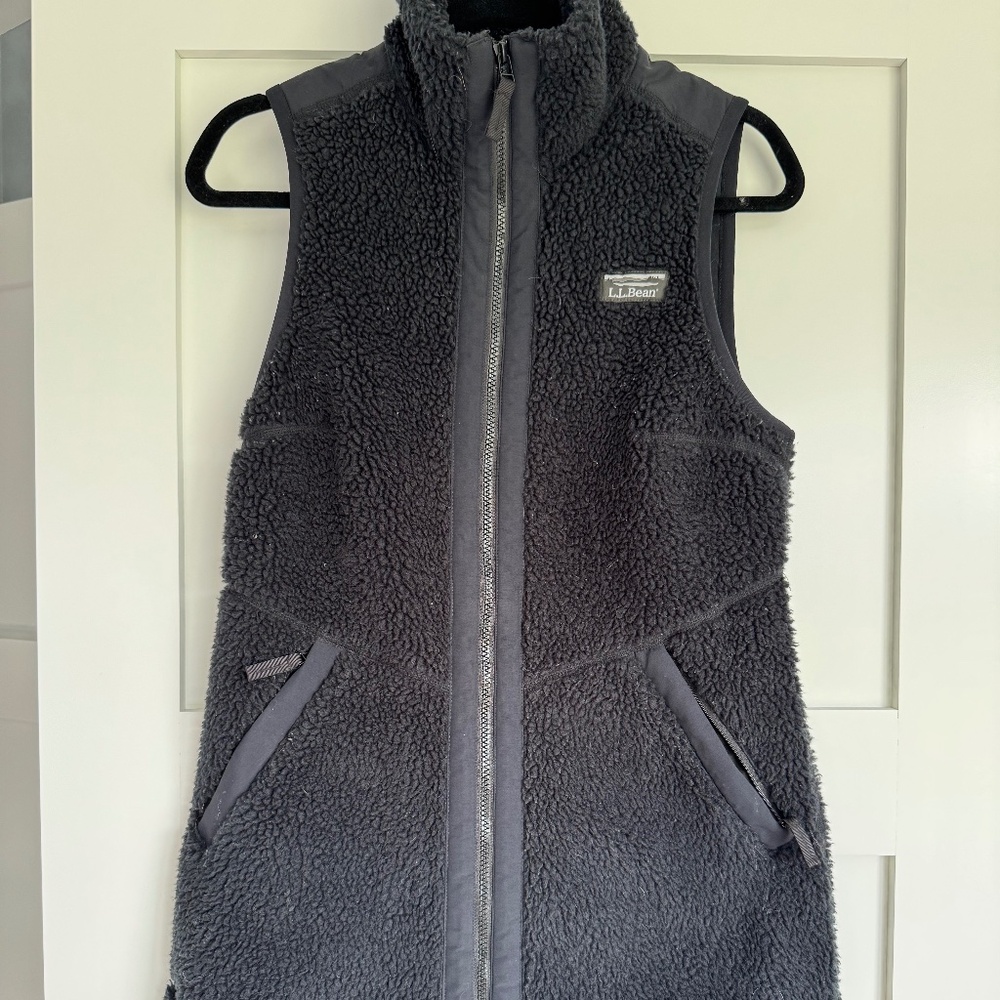 LL Bean Sherpa Black Tunic Vest